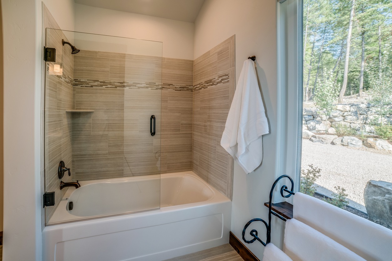 Shower & Tub Repair in Richmond